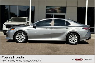Used 2019 Toyota Camry LE image 1