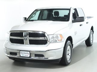 Used 2022 RAM 1500 Classic SLT image 1