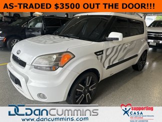 Used 2011 Kia Soul + image 1