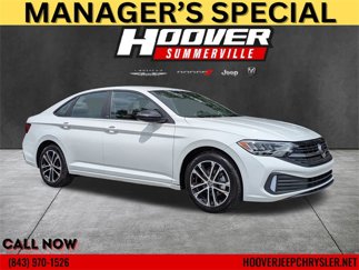 Used 2024 Volkswagen Jetta Sport image 1