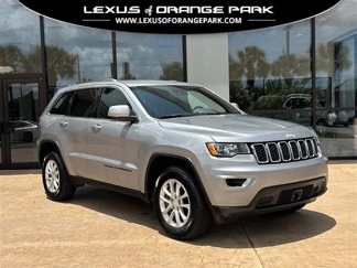 Used 2021 Jeep Grand Cherokee Laredo image 1