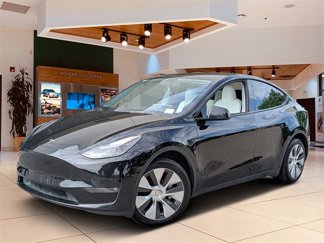 Used 2023 Tesla Model Y Long Range image 1