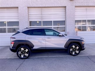 Used 2024 Hyundai Kona SEL image 1