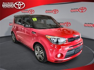 Used 2019 Kia Soul + image 1