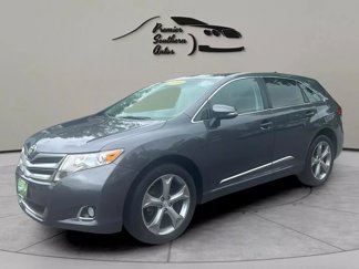 Used 2014 Toyota Venza LE image 1