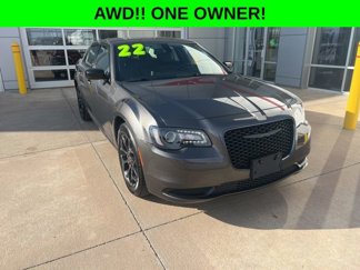 Used 2022 Chrysler 300 Touring w/ Sport Appearance Package image 1