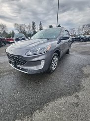 Used 2022 Ford Escape SEL w/ Class II Trailer Tow Package image 1