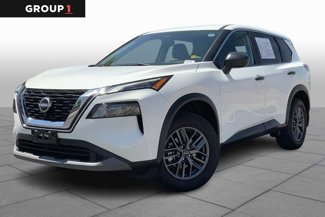Used 2023 Nissan Rogue S image 1