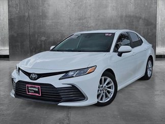 Used 2022 Toyota Camry LE image 1