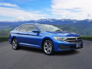Used 2024 Volkswagen Jetta SE image 1
