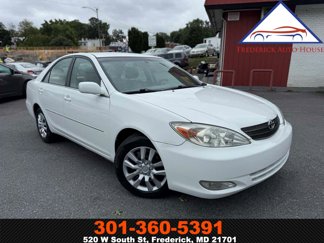 Used 2004 Toyota Camry XLE image 1