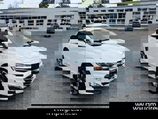 Used 2020 Chevrolet Malibu LT image 1