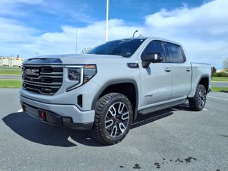 Used 2024 GMC Sierra 1500 AT4 w/ Technology Package image 1