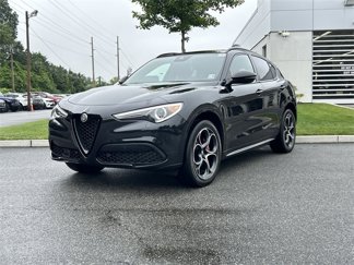 Used 2023 Alfa Romeo Stelvio Veloce image 1