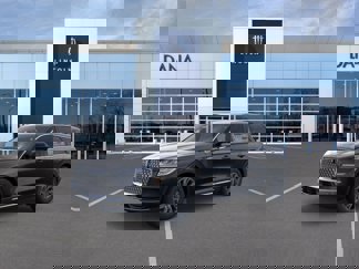 New 2025 Lincoln Corsair AWD w/ Equipment Group 101A image 1