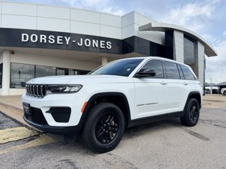 Used 2022 Jeep Grand Cherokee Laredo w/ Luxury Tech Group I image 1