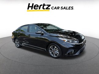 Used 2023 Kia Forte LXS image 1