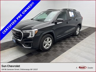 Certified 2022 GMC Terrain SLE w/ Driver Convenience Package image 1