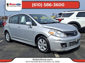 Used 2010 Nissan Versa SL w/ Navigation/Satellite Pkg image 1