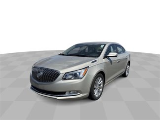 Used 2016 Buick LaCrosse image 1