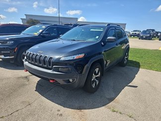 Used 2015 Jeep Cherokee Trailhawk image 1