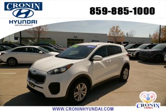 Used 2017 Kia Sportage LX image 1