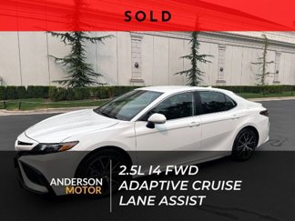 Used 2023 Toyota Camry SE image 1