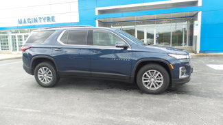 Used 2023 Chevrolet Traverse LT w/ LPO, Floor Liner Package image 1
