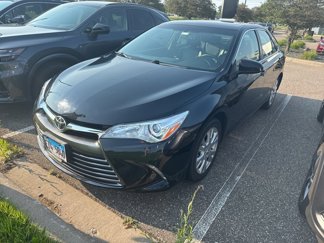 Used 2015 Toyota Camry XLE image 1