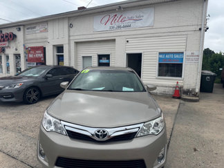 Used 2013 Toyota Camry XLE image 1