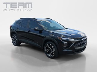 New 2025 Chevrolet Trax RS w/ Sunroof Package image 1