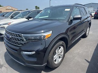 Certified 2022 Ford Explorer XLT w/ Equipment Group 202A image 1