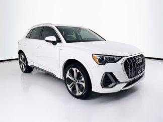 Used 2021 Audi Q3 2.0T Premium w/ Convenience Package image 1