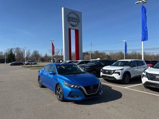Used 2022 Nissan Sentra SV image 1