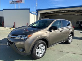 Used 2013 Toyota RAV4 LE image 1