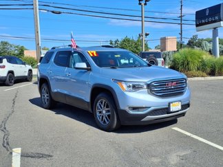 Used 2017 GMC Acadia SLT image 1
