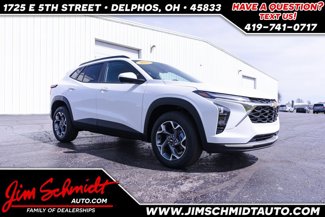 New 2025 Chevrolet Trax LT w/ Driver Confidence Package image 1
