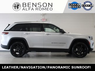 Used 2023 Jeep Grand Cherokee Limited w/ Black Appearance Package image 1