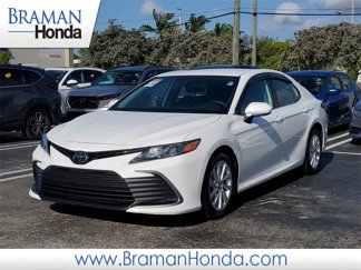 Used 2023 Toyota Camry LE image 1