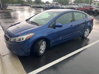 Used 2018 Kia Forte LX image 1