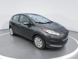 Used 2015 Ford Fiesta SE image 1