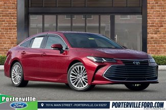 Used 2019 Toyota Avalon Limited image 1