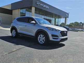Used 2021 Hyundai Tucson SE image 1