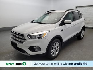 Used 2018 Ford Escape SE w/ Ford Safe & Smart Package image 1