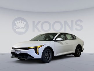 New 2025 Kia K4 LXS image 1