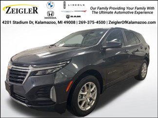 Used 2022 Chevrolet Equinox LT image 1