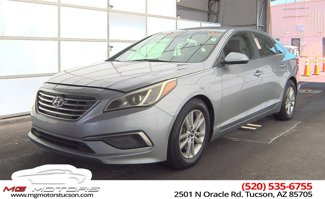 Used 2017 Hyundai Sonata SE image 1