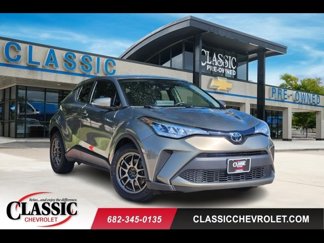 Used 2021 Toyota C-HR LE image 1