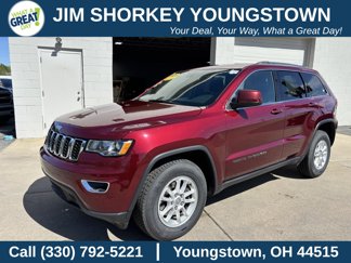 Used 2020 Jeep Grand Cherokee Laredo image 1