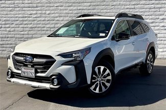 Used 2025 Subaru Outback Limited image 1